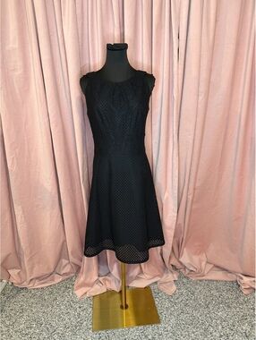 New York & Company Black Sleeveless Eyelet Dress Size 10